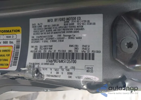 2021 Ford Mustang Gt Fastback z USA, uszkodzony, nr VIN 1FA6P8CF6M5135700